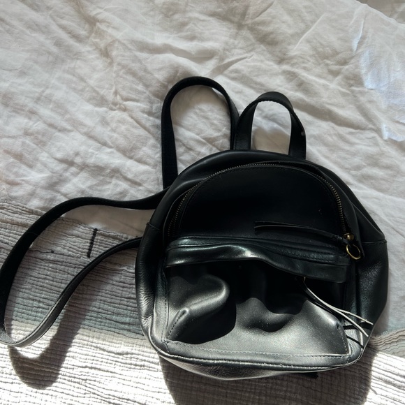 Madewell Handbags - Madewell mini Lorimer Backpack - New